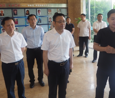 九江市委副書記黃強蒞臨仙客來調(diào)研