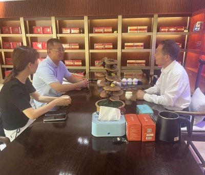 聚焦產(chǎn)業(yè)融合 共筑鄉(xiāng)村振興基石 —中國(guó)熱科院專家五一赴仙客來調(diào)研